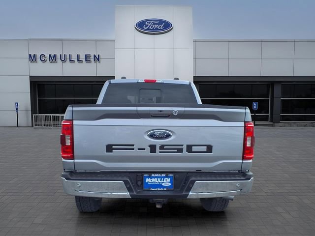 Certified 2021 Ford F150 XLT w/ Equipment Group 302A High image 4