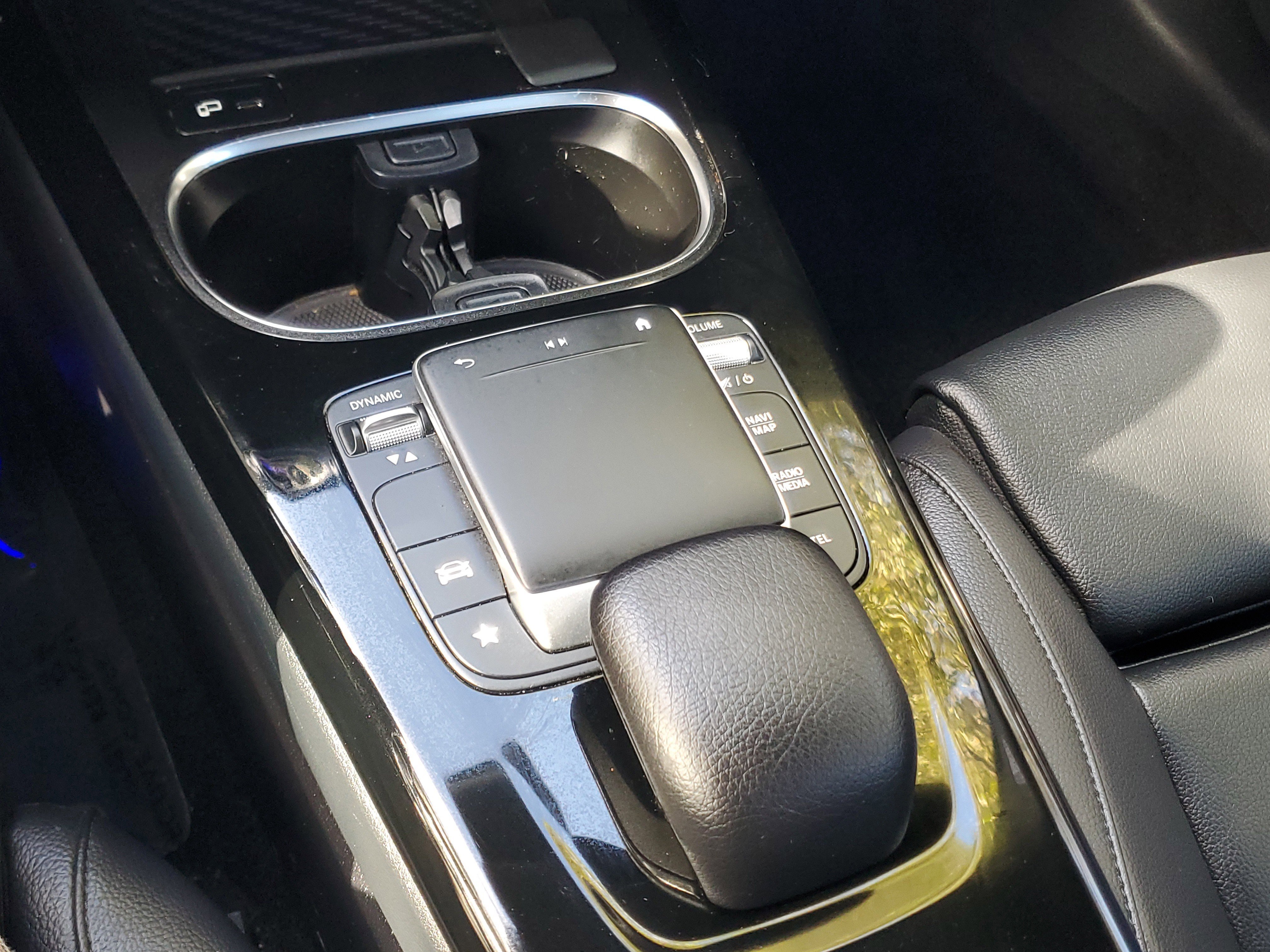 Used 2023 Mercedes-Benz CLA 250 w/ Premium Package image 24