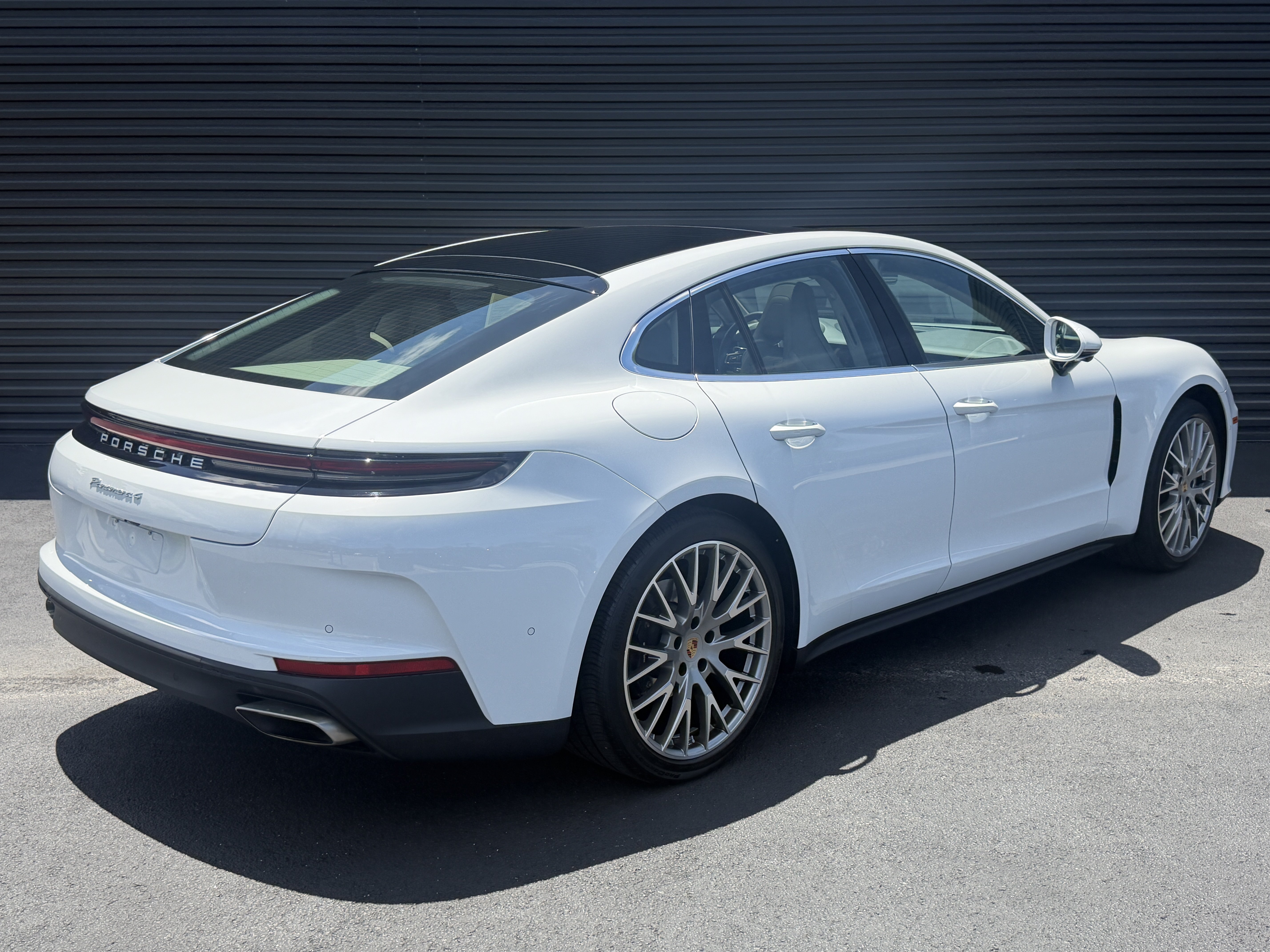 Certified 2024 Porsche Panamera 4 AWD/4WD image 8