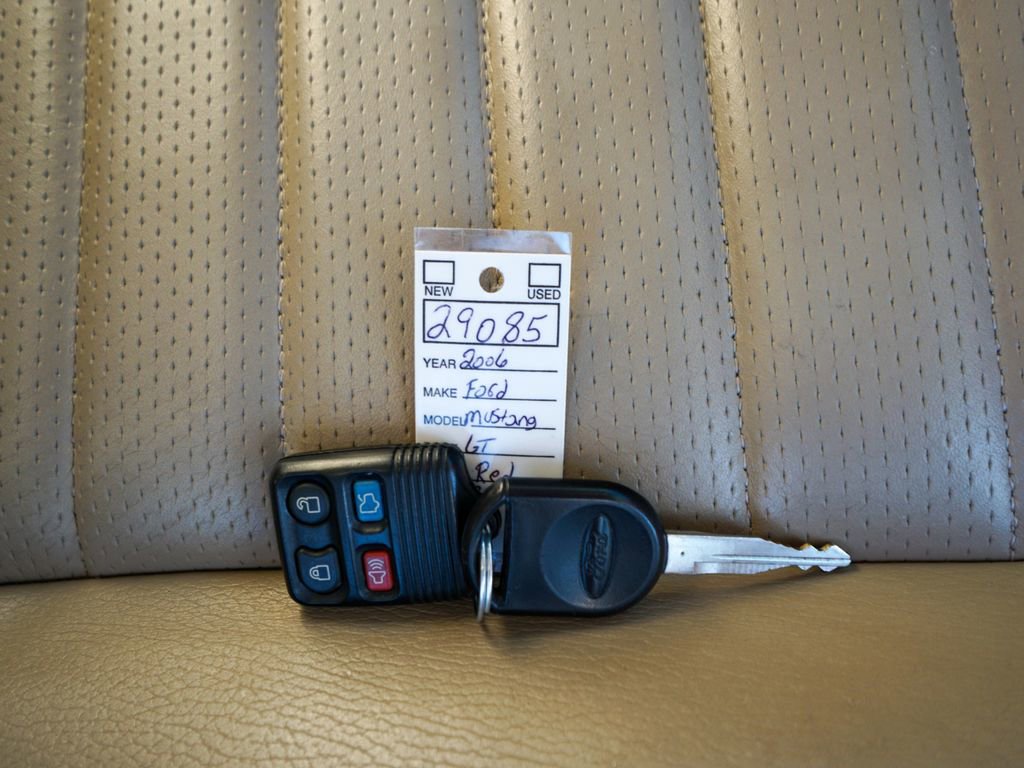 Used 2006 Ford Mustang GT Premium image 27