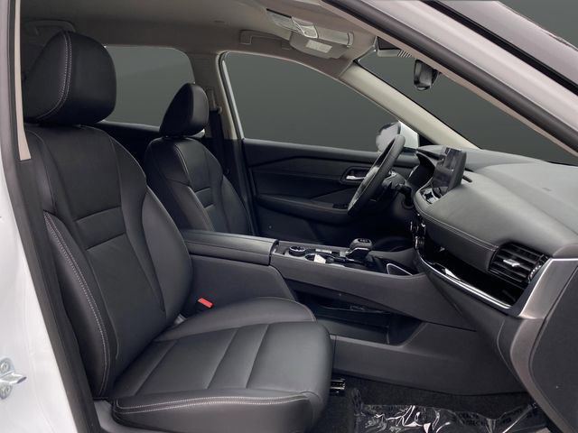 Used 2025 Nissan Rogue SL image 30