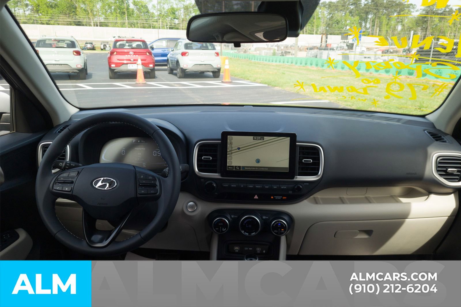 Certified 2025 Hyundai Venue Limited image 19