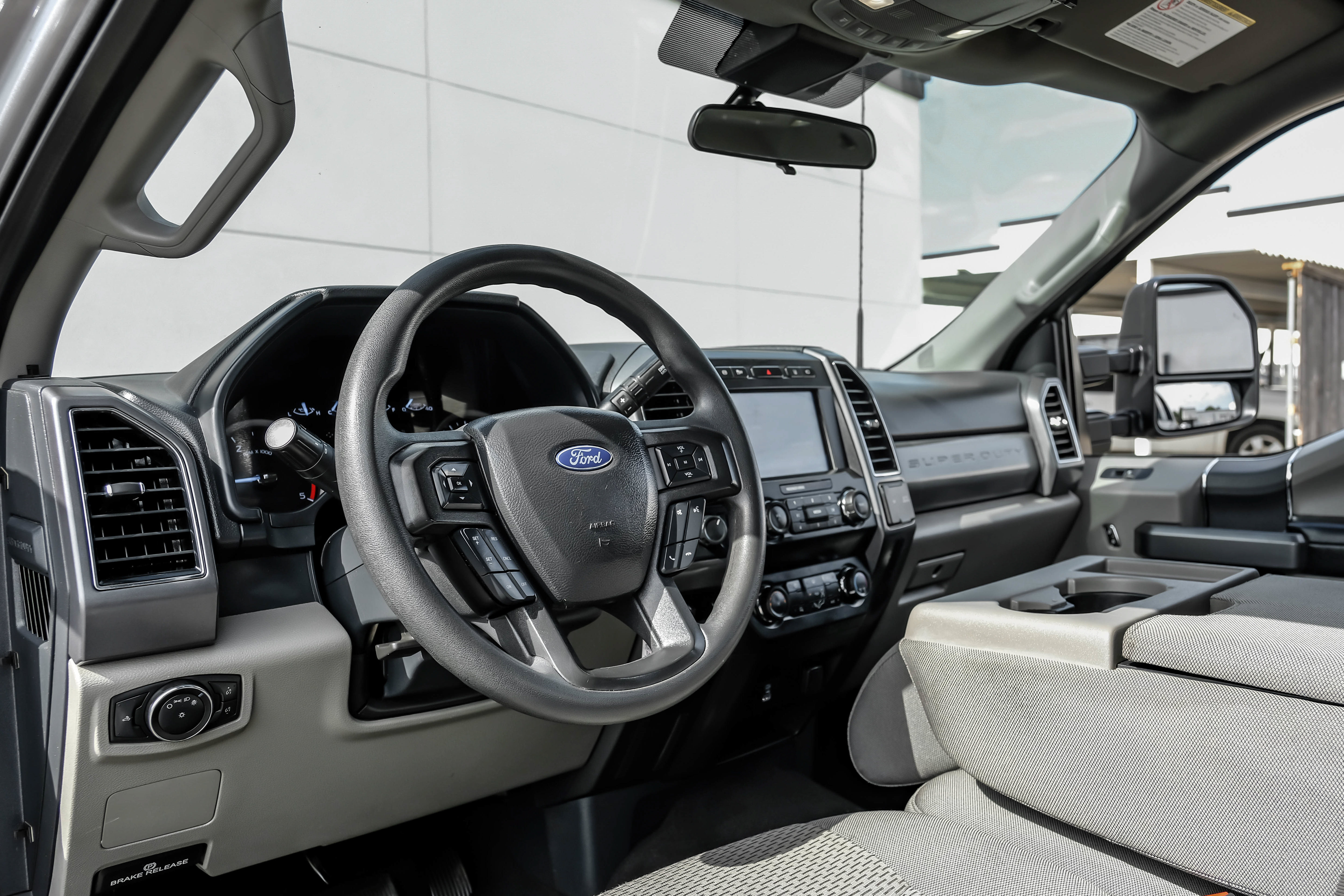 Used 2022 Ford F450 XLT w/ Camper Package AWD/4WD image 2