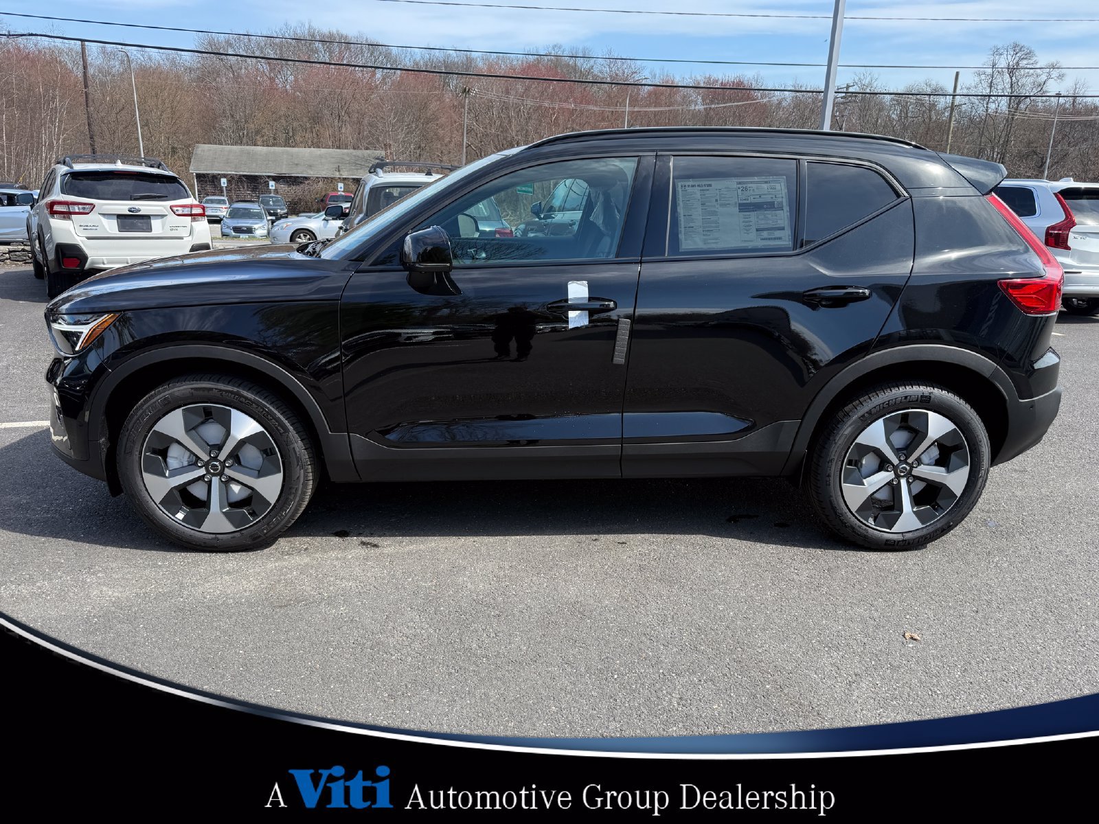 Used 2026 Volvo XC40 B5 Plus w/ Climate Package AWD/4WD image 5