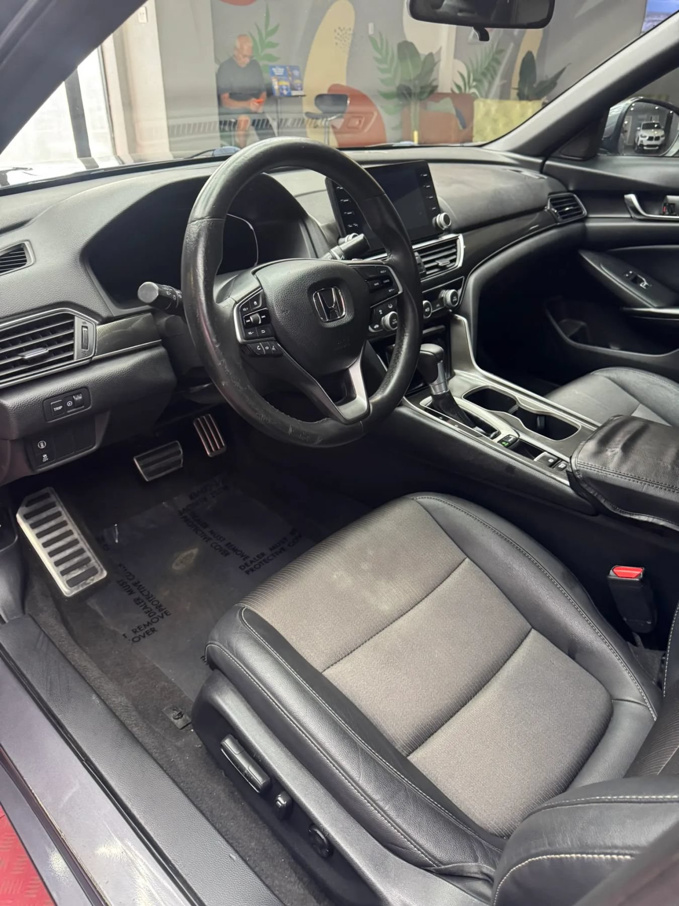 Used 2018 Honda Accord Sport image 12