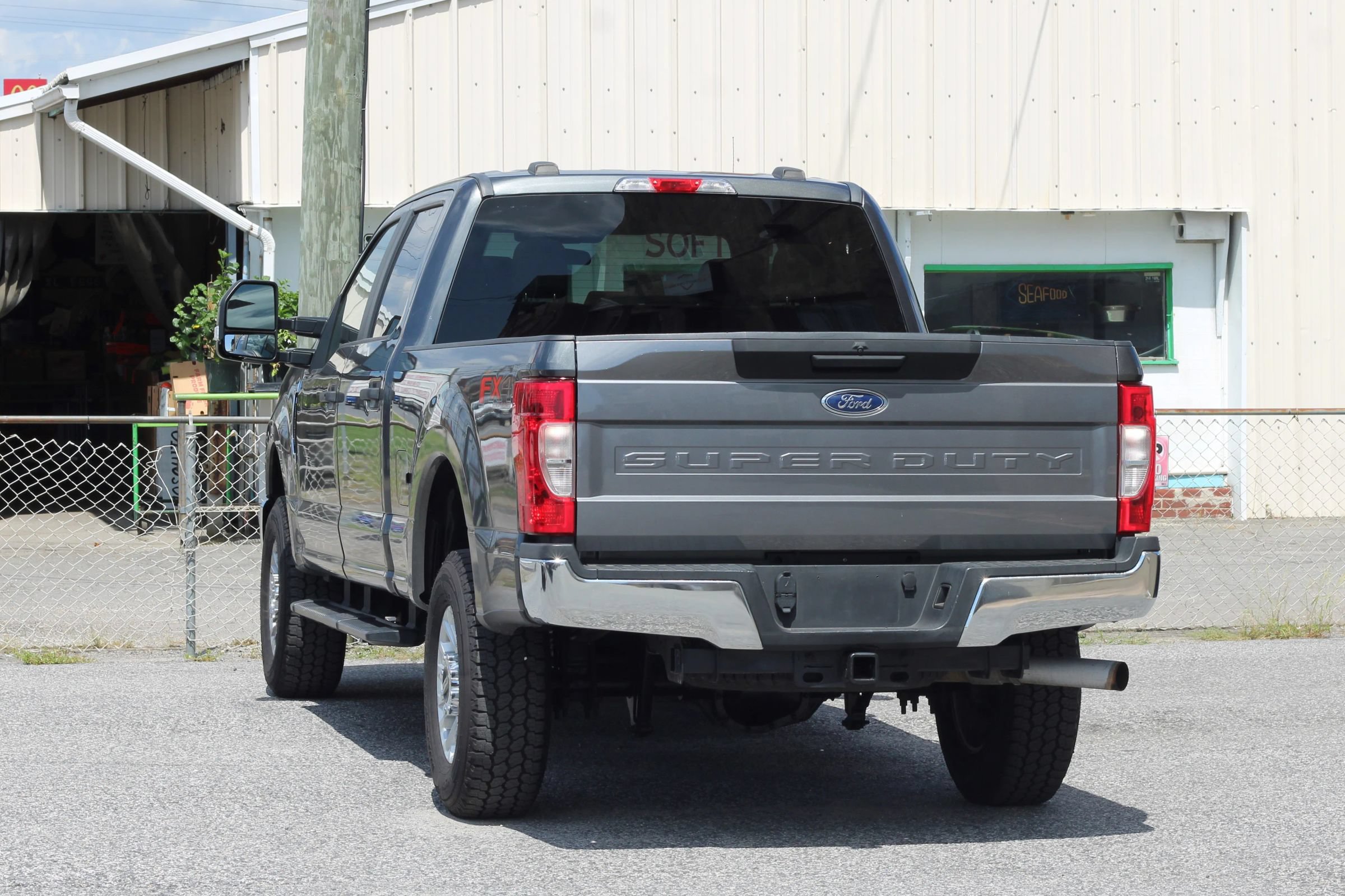 Used 2020 Ford F250 XL w/ STX Appearance Package AWD/4WD image 6