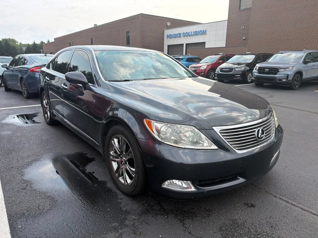 Used 2008 Lexus LS 460 RWD image 4