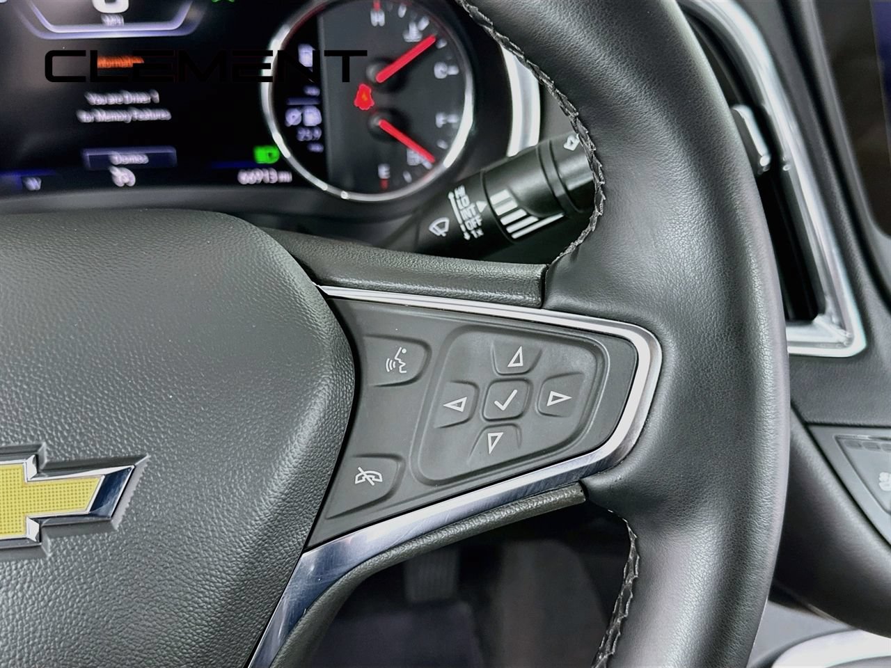 Used 2024 Chevrolet Malibu LT FWD image 17
