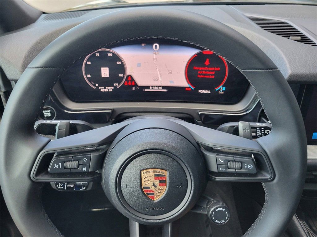 Certified 2025 Porsche Cayenne image 23