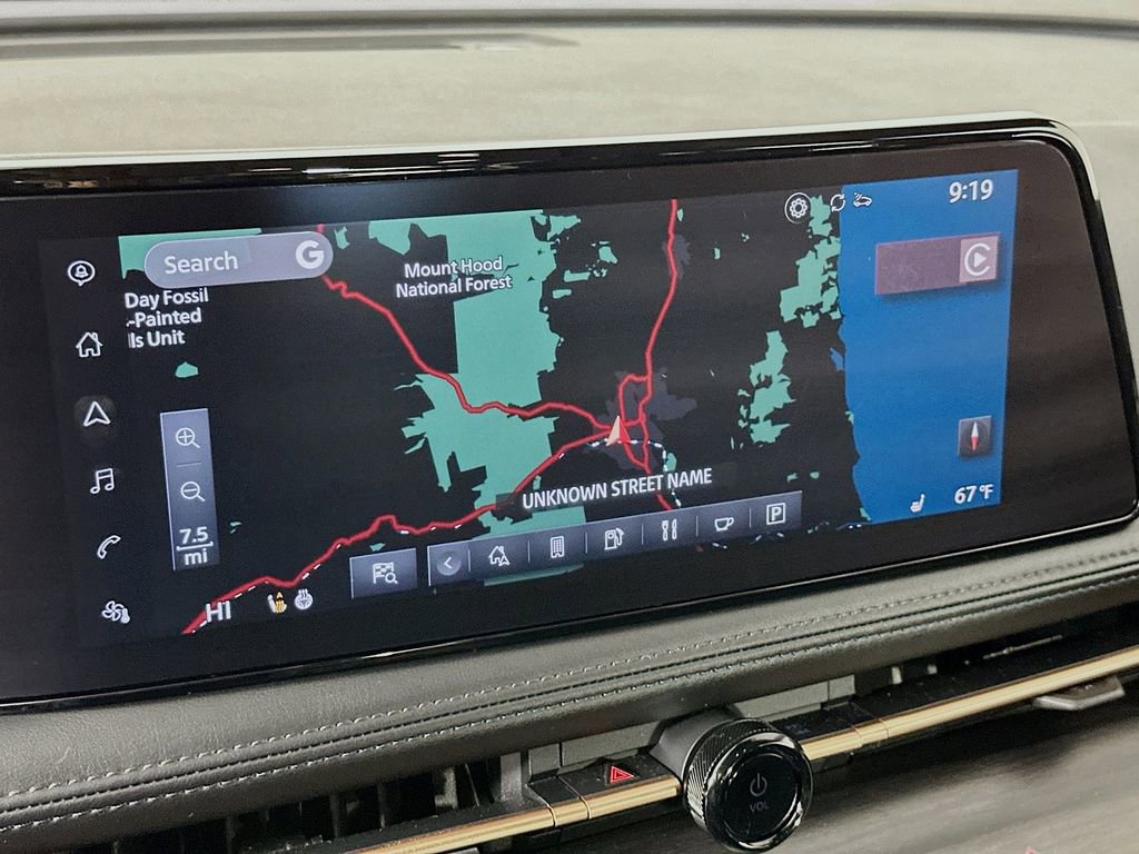 Used 2023 Nissan Ariya AWD image 14