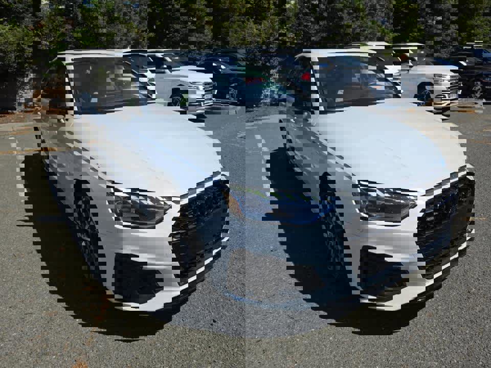 Used 2023 Audi A4 2.0T Premium Plus w/ Premium Plus Package image 3