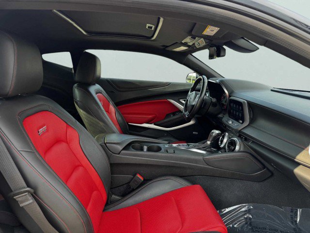 Used 2022 Chevrolet Camaro SS RWD image 40