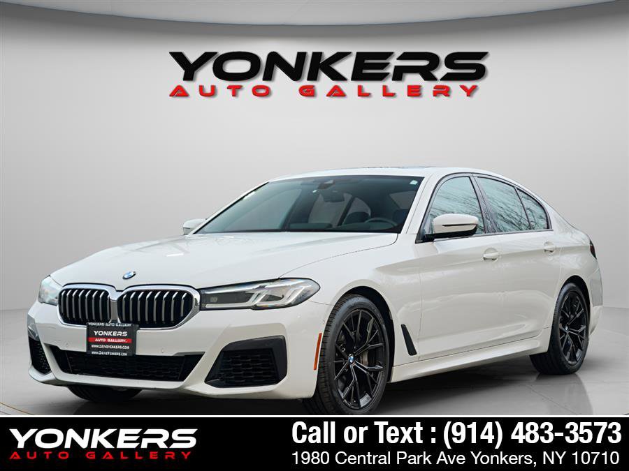 Used 2022 BMW 540i xDrive w/ M Sport Package image 4