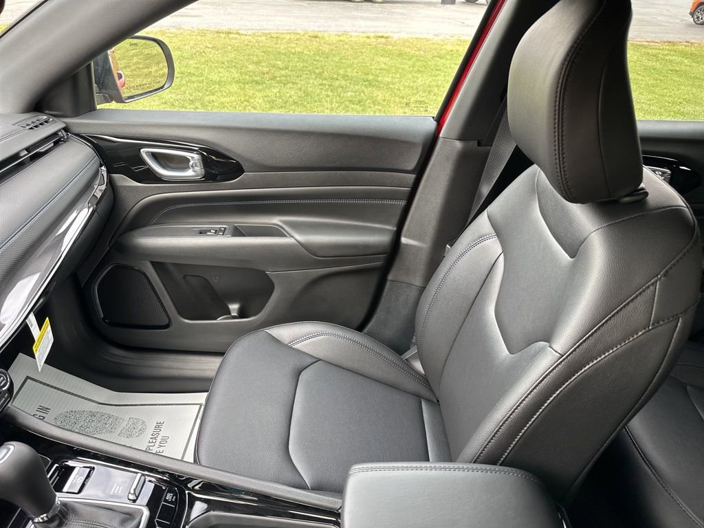 New 2026 Jeep Compass Limited AWD/4WD image 22