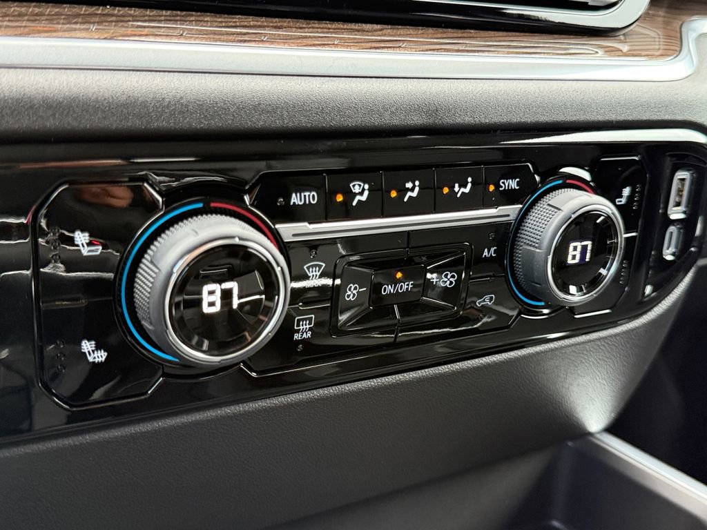 New 2026 Chevrolet Silverado 1500 RST w/ Safety Package AWD/4WD image 19