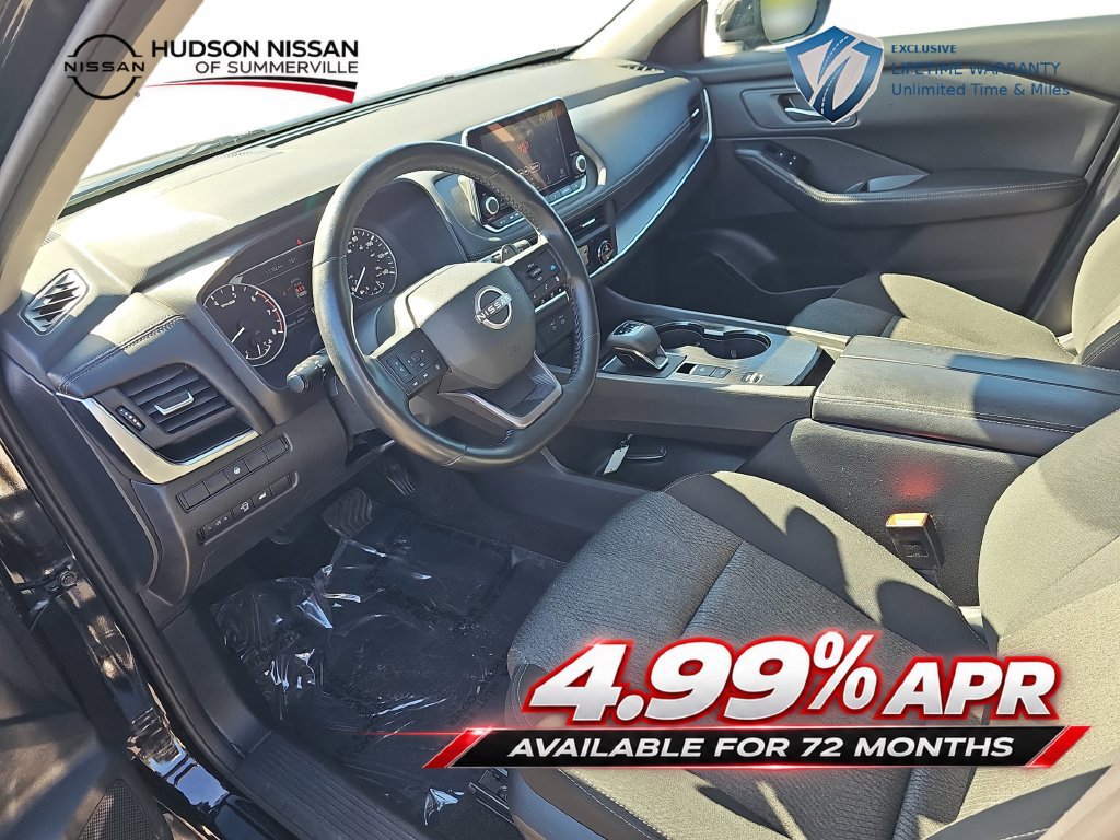 Used 2025 Nissan Rogue SV FWD image 17