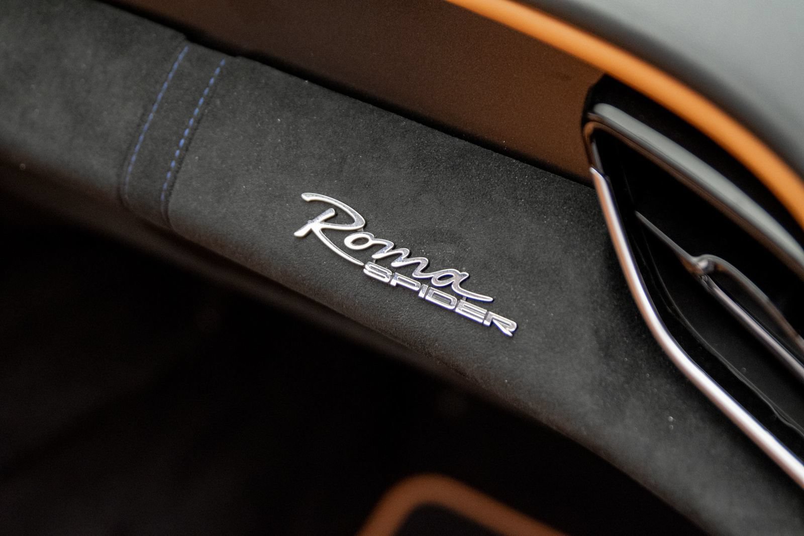Used 2025 Ferrari Roma Spider RWD image 30