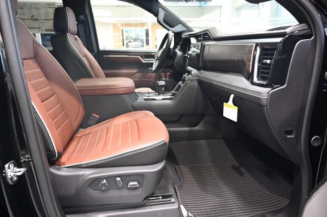 New 2026 GMC Sierra 1500 Denali Ultimate AWD/4WD image 15