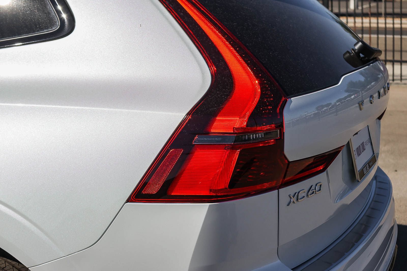 New 2026 Volvo XC60 B5 Ultra AWD/4WD image 11