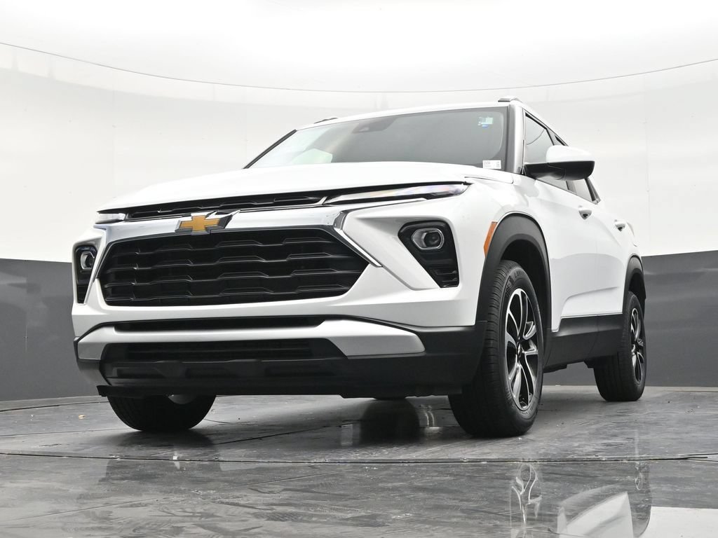 Used 2025 Chevrolet TrailBlazer LT FWD image 27