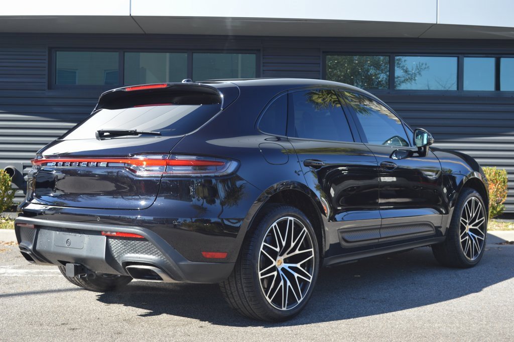 Used 2025 Porsche Macan image 7