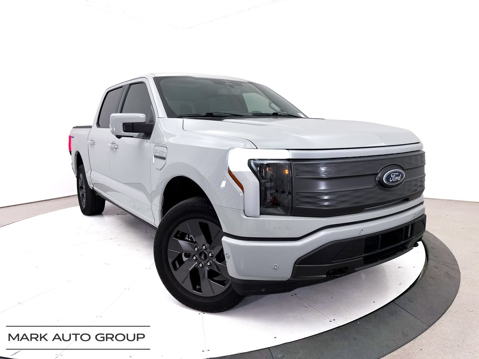 Used 2023 Ford F150 Lightning Lariat w/ Equipment Group 511A High AWD/4WD video 1