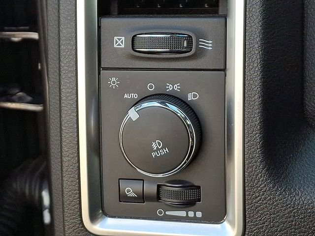 Used 2017 RAM 1500 Limited image 28