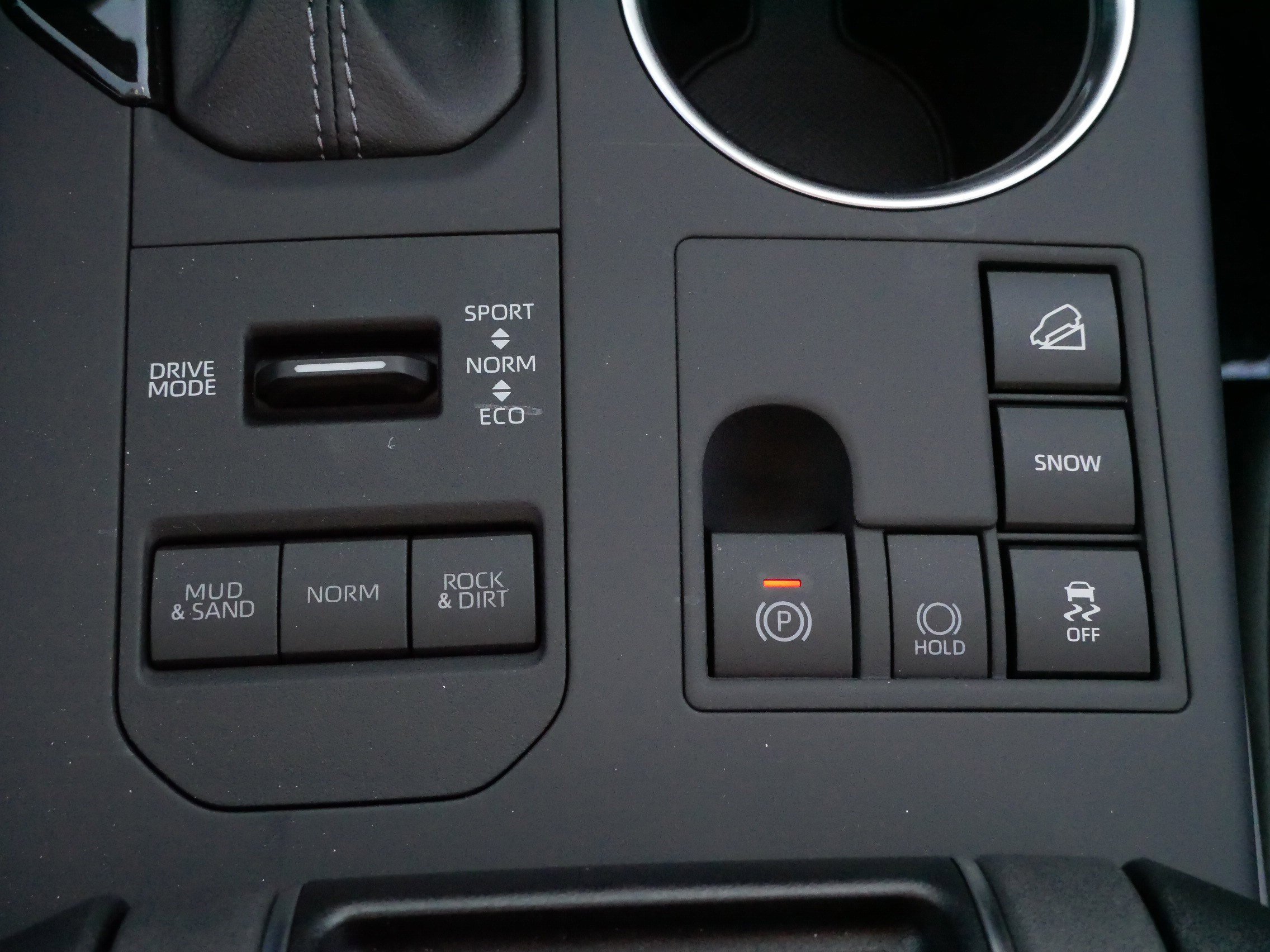 Certified 2025 Toyota Highlander XLE image 27