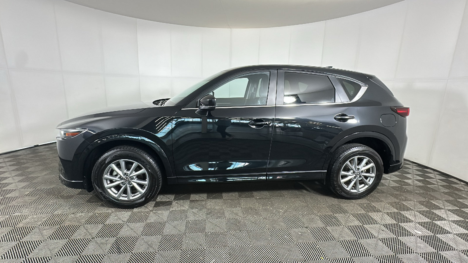 Used 2025 MAZDA CX-5 AWD 2.5 S w/ Select Package image 6