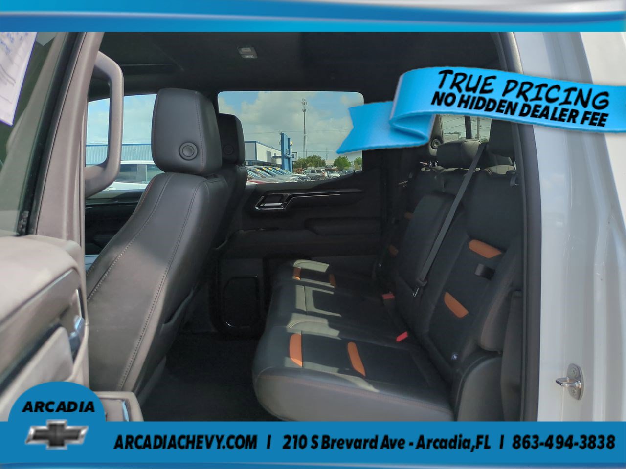 Used 2024 GMC Sierra 1500 AT4 w/ Technology Package AWD/4WD image 13