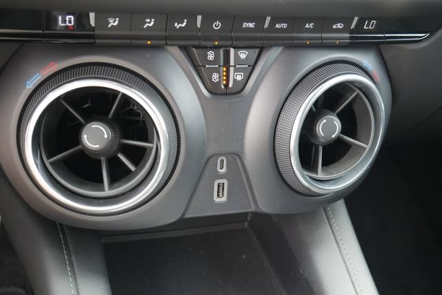 Used 2020 Chevrolet Blazer L FWD image 20