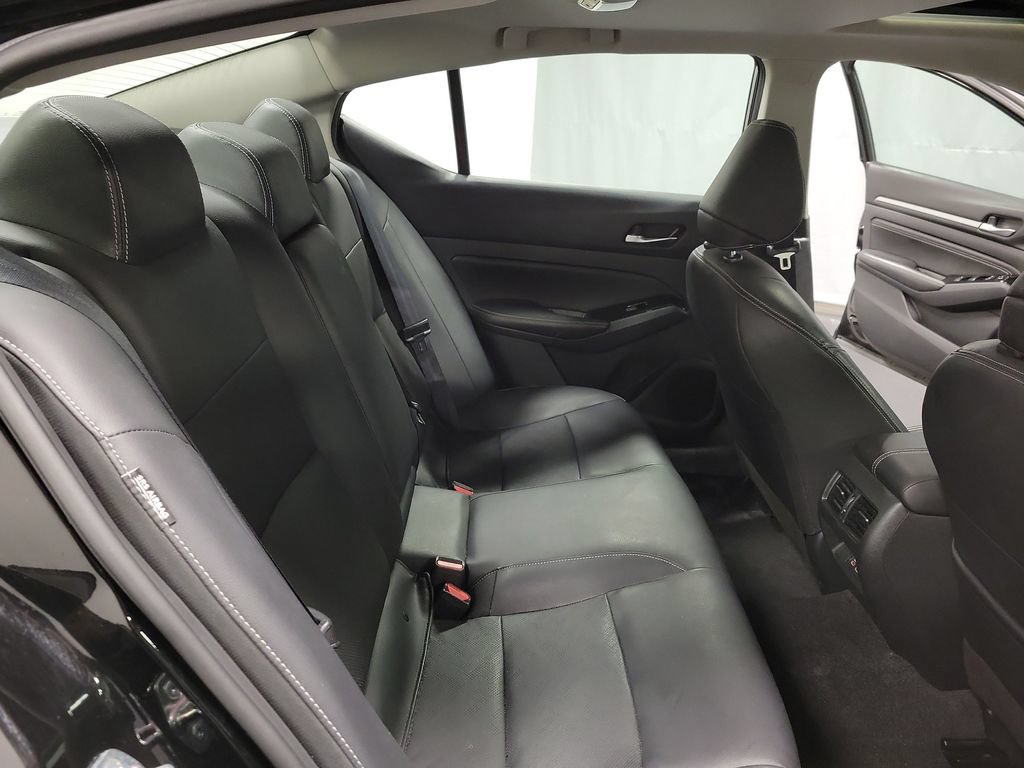Used 2023 Nissan Altima 2.5 SL AWD/4WD image 21