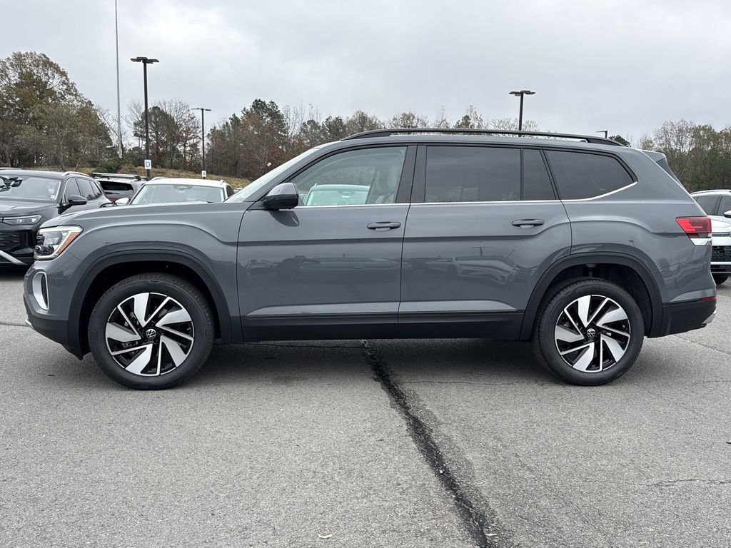 New 2026 Volkswagen Atlas SE image 2
