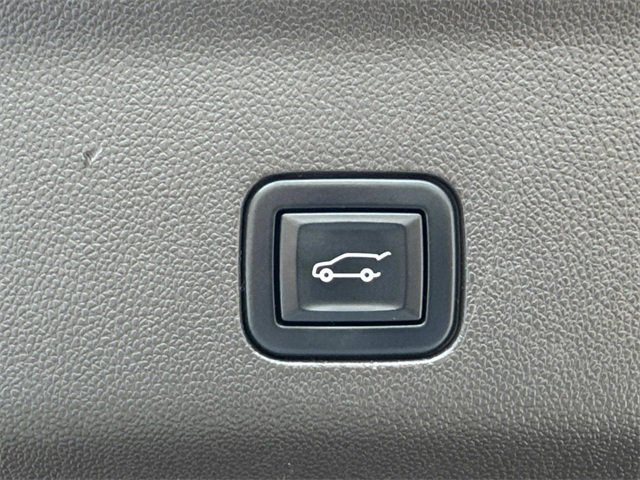 Used 2021 Cadillac Escalade Sport w/ Driver Assist Tech Package image 14