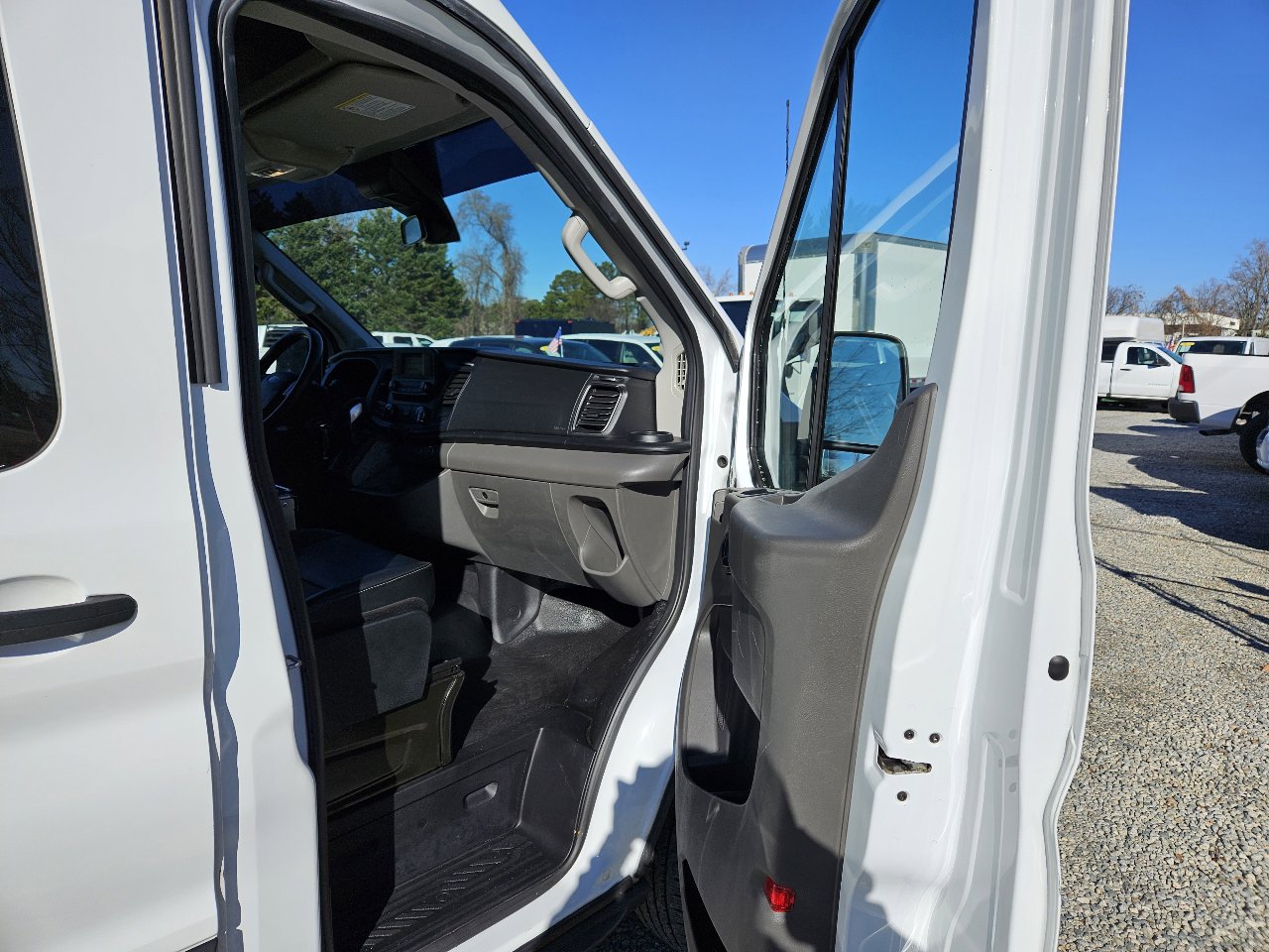 Used 2020 Ford Transit 250 T-250 130 Med Rff, For Sale I w/ Load Area Protection Package image 18