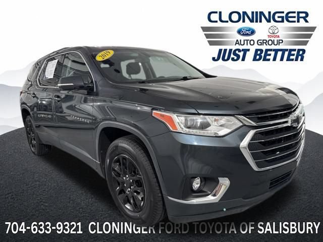 Used 2019 Chevrolet Traverse LT