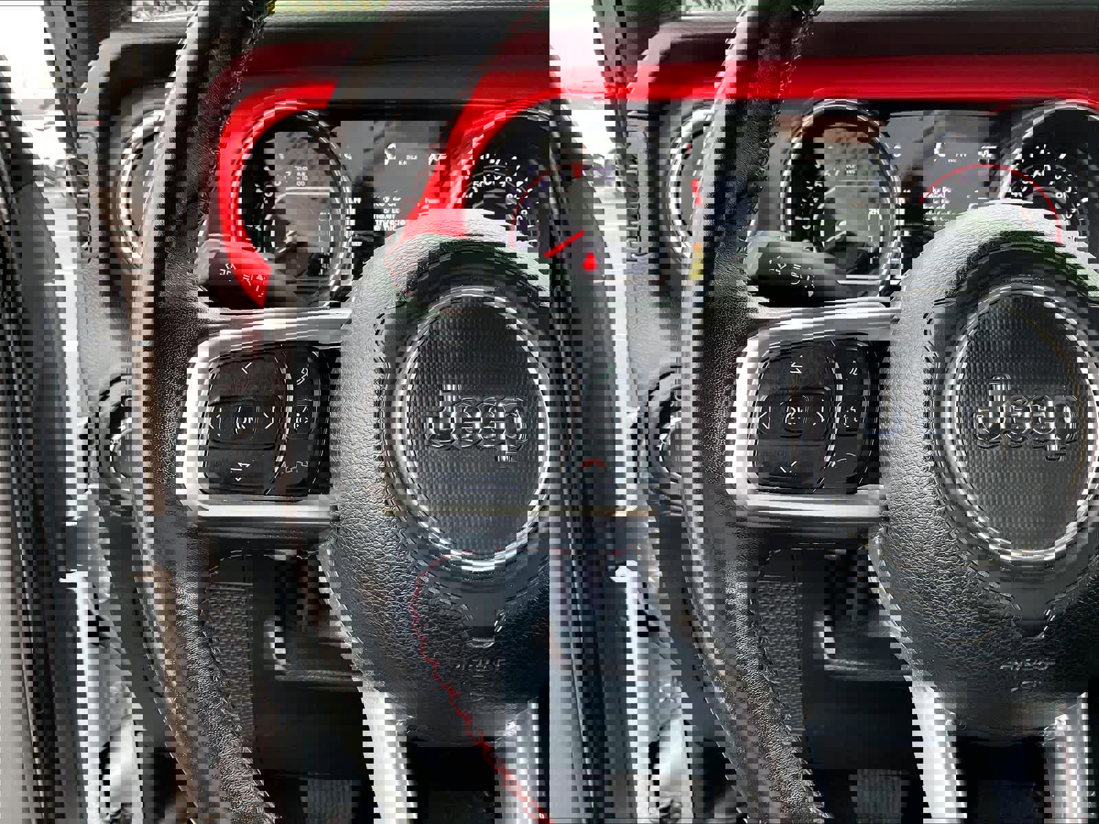 Used 2018 Jeep Wrangler Unlimited Rubicon image 18