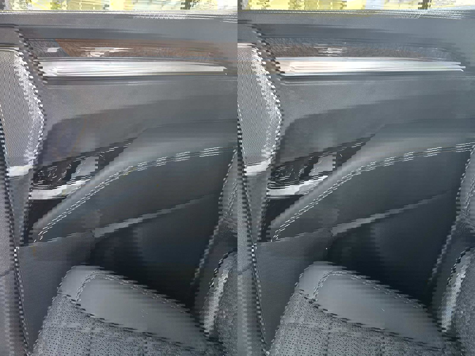 New 2025 Cadillac Escalade Sport Platinum w/ LPO, Floor Liner Package image 18