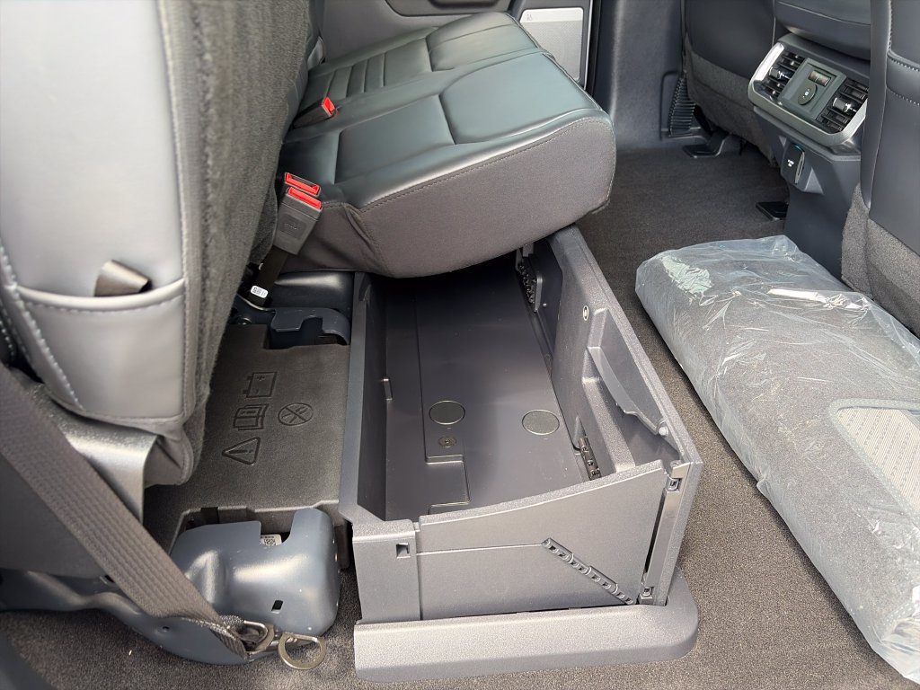 Used 2025 Ford F150 Platinum AWD/4WD image 39