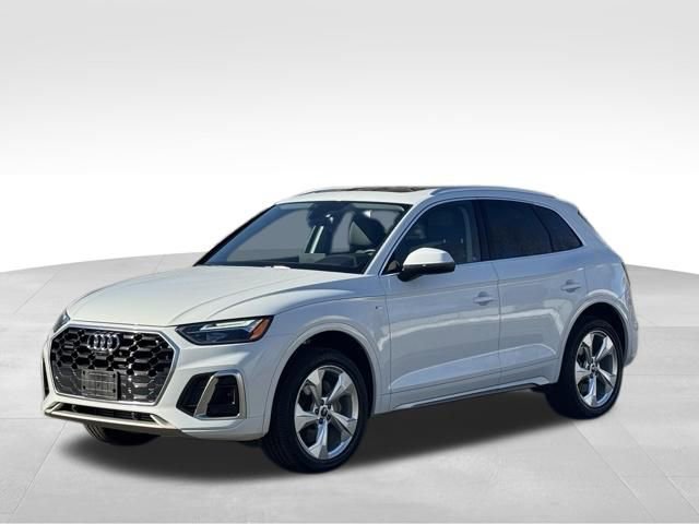 Certified 2023 Audi Q5 2.0T Premium Plus w/ Premium Plus Package image 3