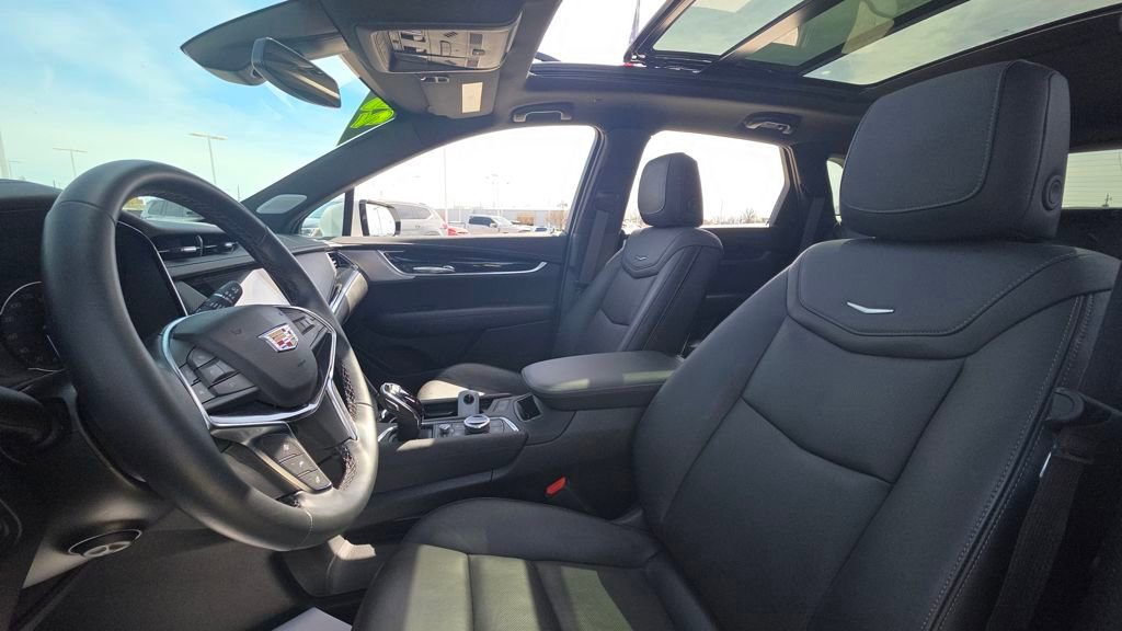 Used 2025 Cadillac XT5 Premium Luxury image 21