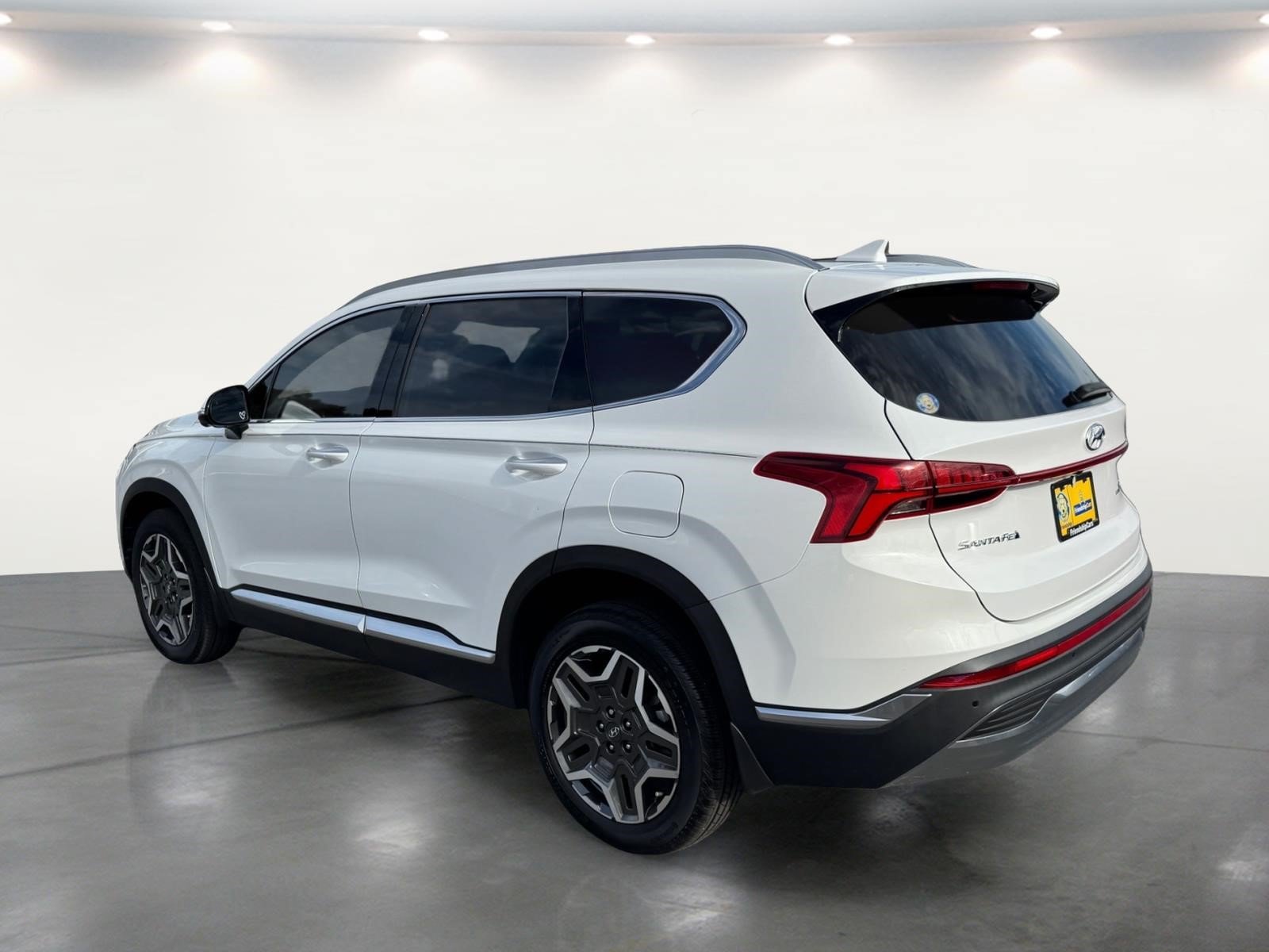 Used 2023 Hyundai Santa Fe SEL Premium AWD/4WD image 4