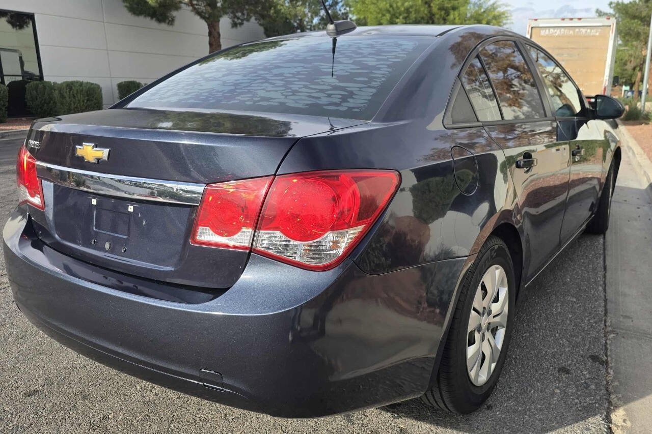 Used 2015 Chevrolet Cruze LS image 5