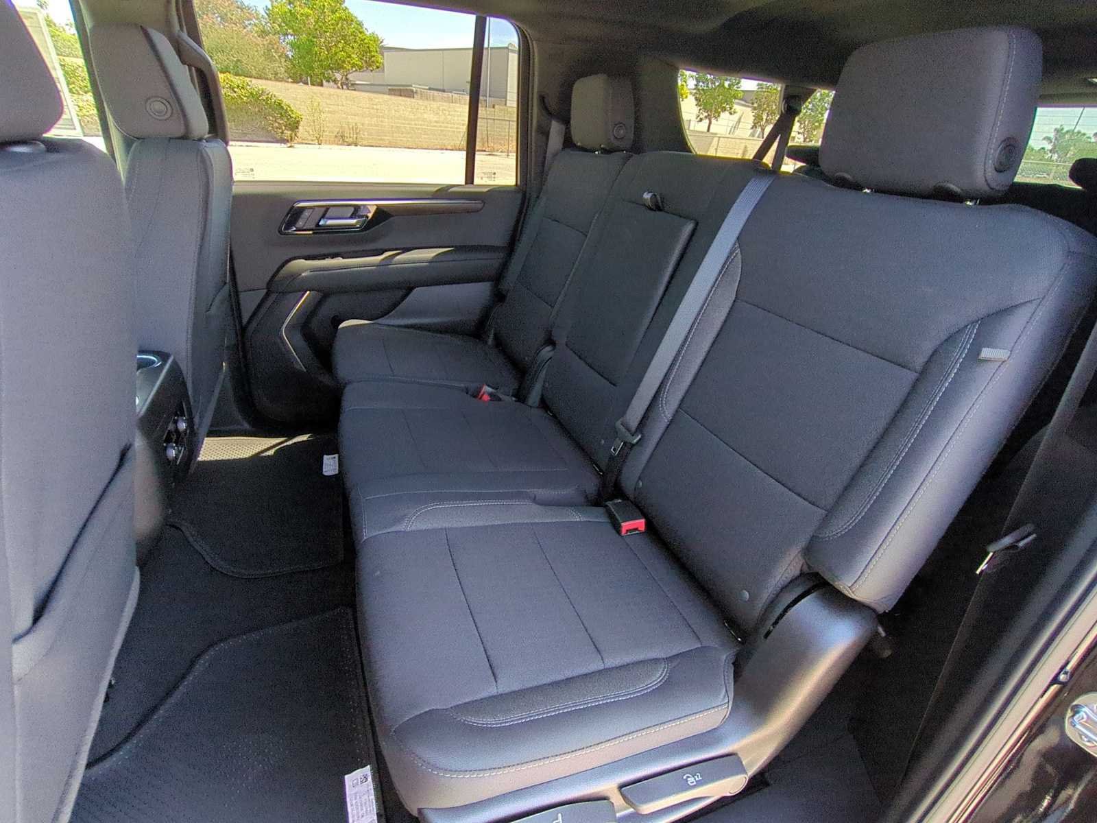 New 2026 Chevrolet Suburban LS RWD image 24