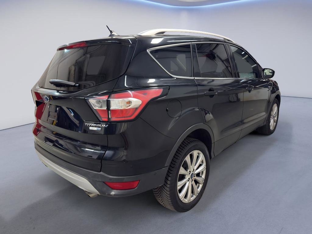 Used 2018 Ford Escape Titanium image 7