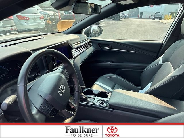 Used 2025 Toyota Camry SE FWD image 22