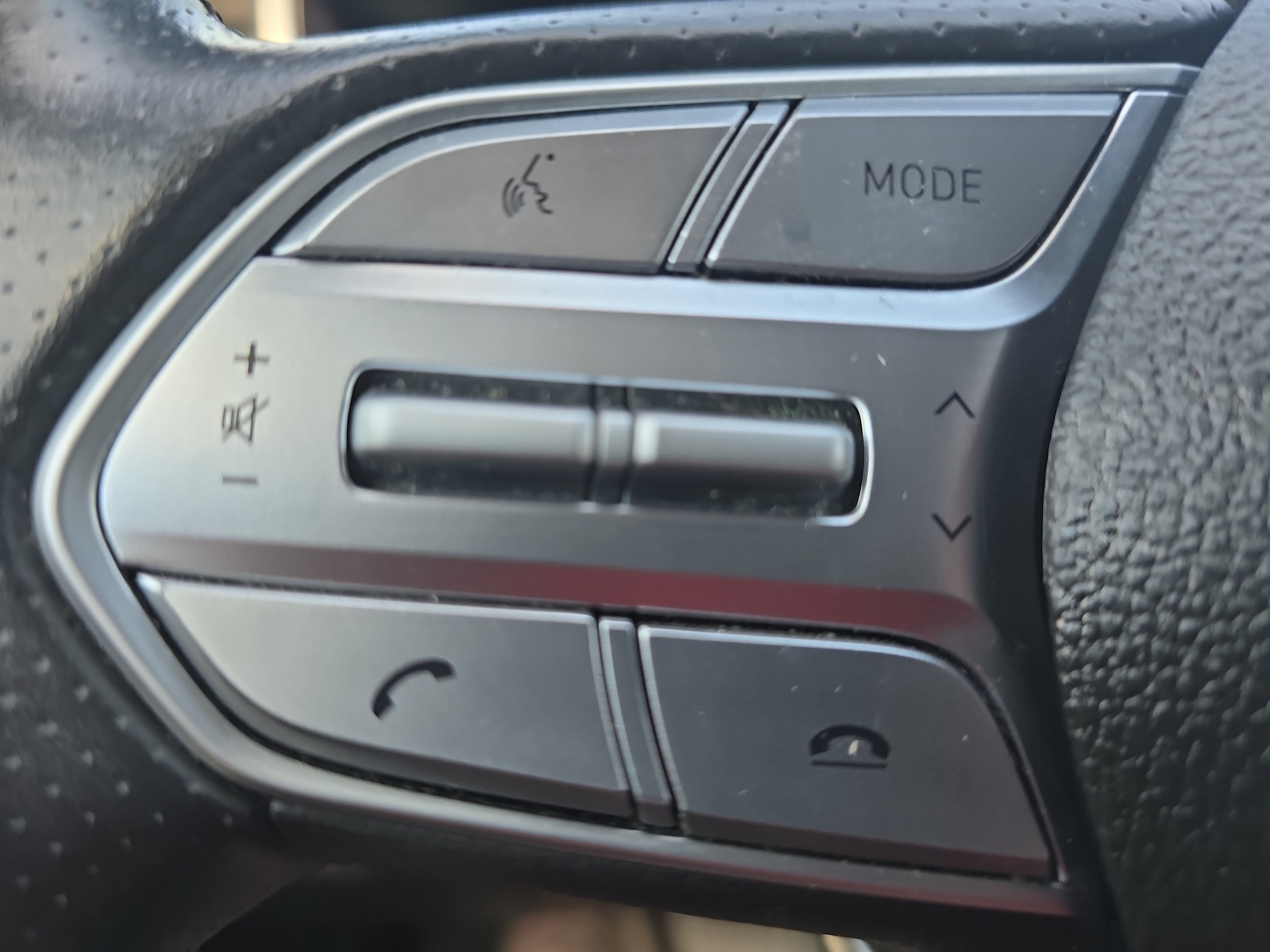 Used 2023 Hyundai Santa Fe Calligraphy FWD image 17
