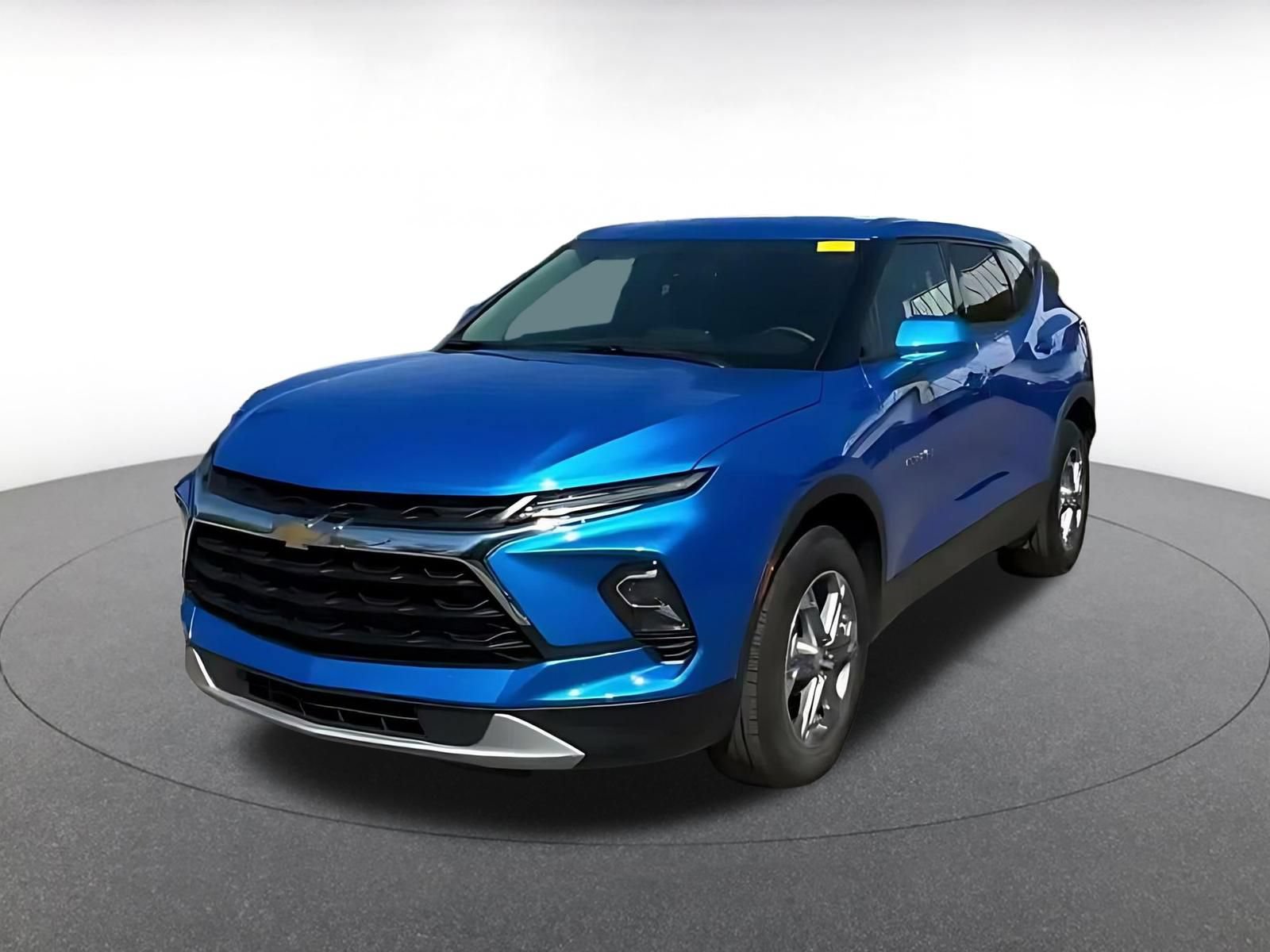 Used 2026 Chevrolet Blazer LT FWD image 6