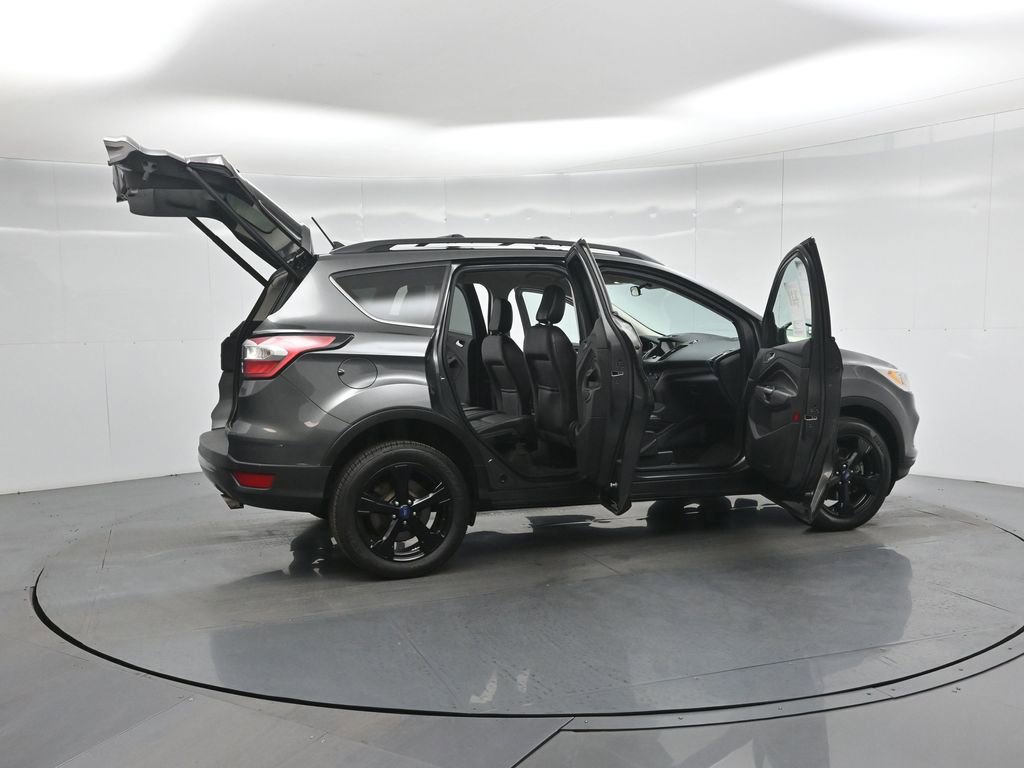 Certified 2018 Ford Escape SEL image 5