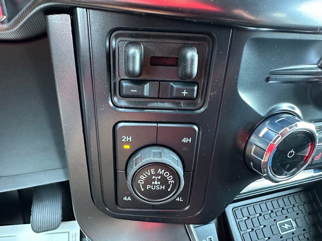 New 2025 Ford F150 Lariat w/ Equipment Group 501A Mid image 11